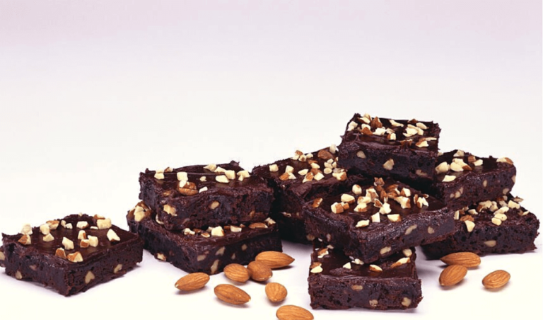 Dark Chocolate Sea Salt Almonds – Crunchy And Healthy!