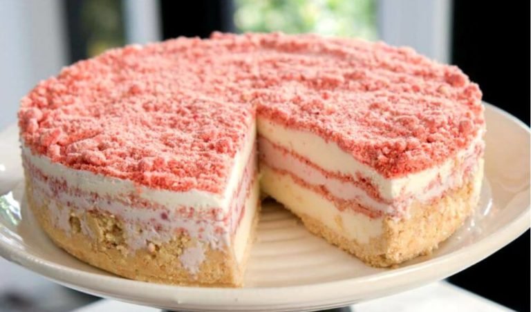 Strawberry Shortcake Ice Cream Cake – Just So Tasty!
